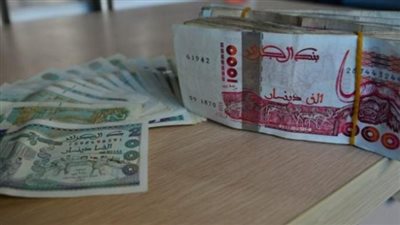 سعر اليورو في الجزائر لدى البنك المركزي 155.91 دينار للشراء و155.96 دينار للبيع