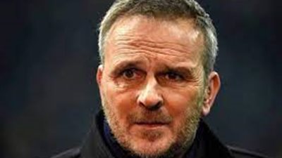 نجم ليفربول السابق يهاجم 