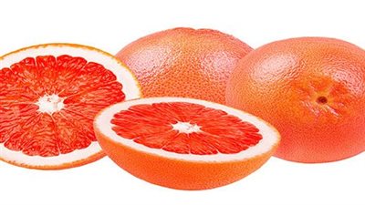 هل تؤثر الحمضيات والسكريات على استقلاب الجسم للأدوية؟