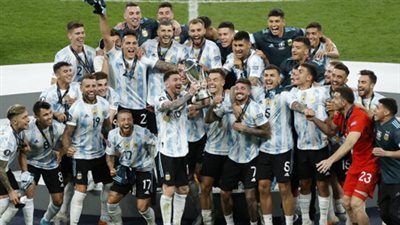 بعد فوز كبير على إيطاليا.. الأرجنتين تتوج بكأس فيناليسيما