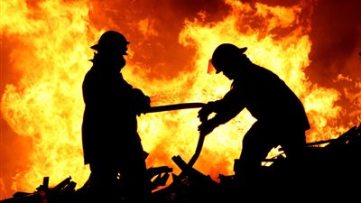 حريق في مركز الأعمال بموسكو يحبس الزائرين