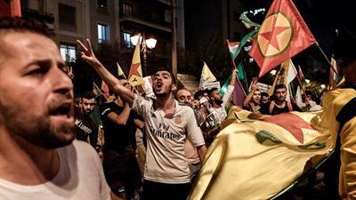 بسبب احتجاجات كردية.. تركيا تستدعي سفير اليونان لدى أنقرة