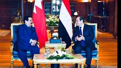 الرئيس السيسي يستقبل ملك البحرين ويبحث معه ملفات استراتيجية 
