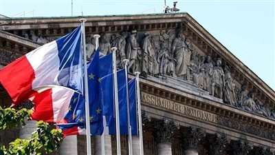 عاجل.. مراكز الاقتراع الفرنسية تفتح أبوابها أمام الناخبين