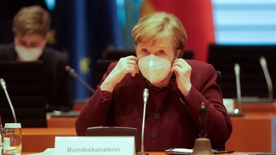 مفاجأة بشأن وساطة ميركل في الحرب بين روسيا وأوكرانيا