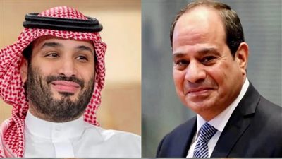 بالفيديو.. الرئيس السيسي يستقبل ولي عهد السعودية بمطار القاهرة