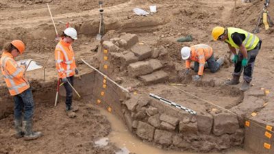 علماء الآثار يكتشفون المعبد الروماني القديم في هولندا
