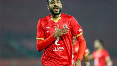 مصدر يكشف حقيقة رحيل 