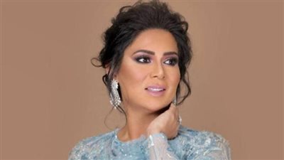 الفنانة نوال الكويتية تعتذر عن حفل جدة