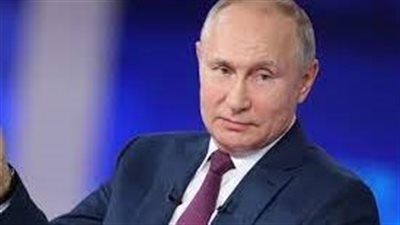 ما هي حقيقة عقد فلاديمير بوتين اجتماعات طارئة بالكرملين أمس؟