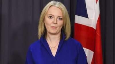 بعد حربه ضد أوكرانيا.. بماذا وصفت وزيرة الخارجية البريطانية الرئيس الروسي؟ 