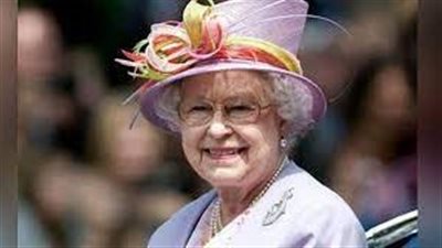 السر وراء تخفيض مهام ملكة بريطانيا من قبل قصر باكنغهام