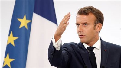 رسالة من الرئيس الفرنسي إلى نظيره الجزائري