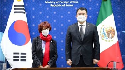 كوريا الجنوبية والمكسيك تتفقان على تعزيز التعاون الاقتصادي بينهما