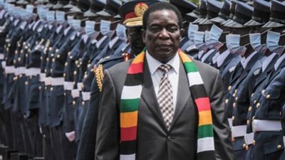 زيمبابوي تقدم عملات ذهبية مع هبوط العملة المحلية