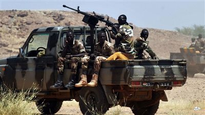 داعش يعلن مسؤوليته عن اقتحام سجن وهروب 440 سجينًا في نيجيريا