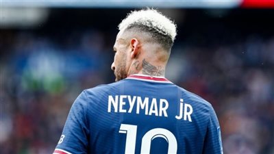 ماذا يتسبب الرحيل المحتمل للبرازيلي نيمار؟