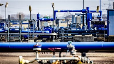 مسؤول أوروبي يكشف عواقب كارثية بسبب التخلي عن الغاز الروسي