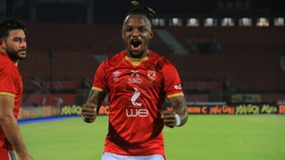 رسميًا.. إعارة بواليا مهاجم الأهلي المصري إلى القادسية السعودي