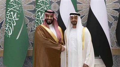 عاجل.. ولي العهد السعودي يستقبل رئيس دولة الإمارات في مطار جدة