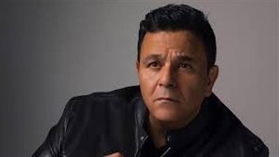 بعدما تذكر شقيقة.. بكاء الفنان محمد فؤاد يثير ضجة واسعة بمواقع التواصل 