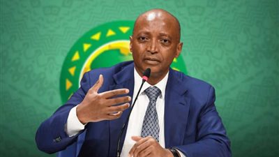 موتسيبى يصل إلى الجزائر تمهيدًا لبحث تحضيرات كأس الأمم الإفريقية