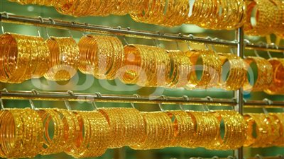  أسعار الذهب تشهد استقرارًا في السعودية
