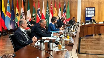 وزير الخارجية المصري: مؤتمر بطرسبرج ساهم في مواجهة التغيرات المناخية