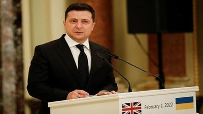 صحيفة أمريكية: إقالات الرئيس الأوكراني تقود البلاد للديكتاتورية