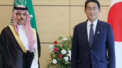 تفاصيل لقاء رئيس الدبلوماسية السعودية ورئيس الوزراء الياباني