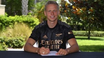 أرسنال الإنجليزي يضم الأوكرانى ألكسندر زينتشينكو