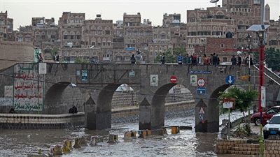 خروج جميع الأنفاق في صنعاء عن الخدمة بسبب السيول