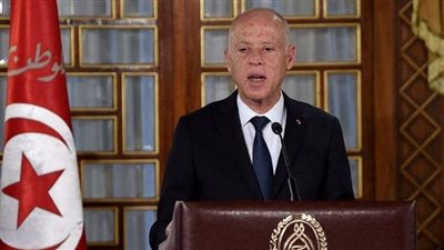  الرئيس التونسي عن الدستور الجديد: تاريخي