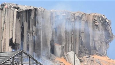 بسبب مرفأ بيروت.. الحكومة اللبنانية تحذر المواطنين: 