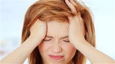 خبراء: تأثر البشرة والشعر والأظافر بشكل خاص نتيجة هذا التوتر. 