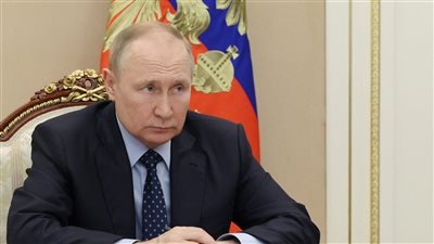 وسط الشائعات الأخيرة.. مدير الاستخبارات الأمريكية يعلق على صحة 