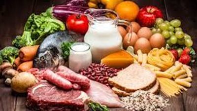 خبيرة تكشف ما يحدث مع الشخص الذي يتناول أطعمة خالية من الدهون