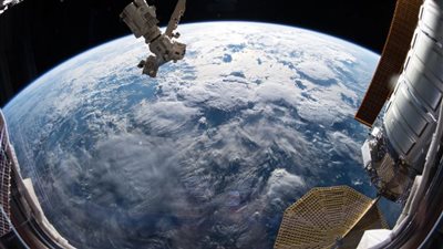 ناسا تنجح في التقاط صور لمسارات النجوم من الفضاء