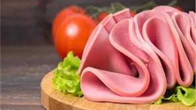 أول تحرك برلمانى بعد اكتشاف لانشون وبرجر وشاورما مخلوطة بلحوم حمير وخنزير