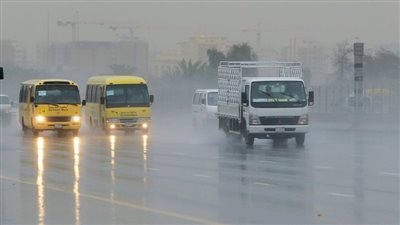 إنقاذ 870 شخص في الشارقة والفجيرة بسبب سيول وأمطار الإمارات