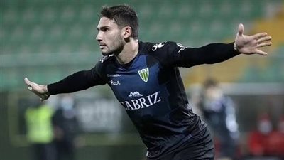 الأهلي المصري يقترب من التعاقد مع مهاجم من أمريكا الجنوبية