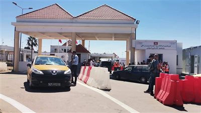 تونس تقرر استثناء الجزائريين من اختبار كورونا