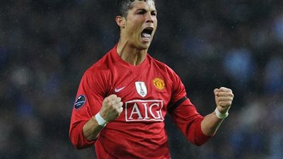 سر غضب مانشستر يونايتد من تصرف نجمه البرتغالي رونالدو