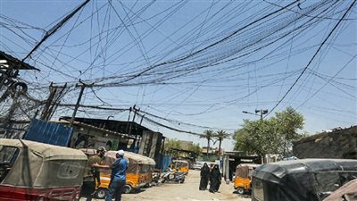 بسبب حريق بمحطة غاز.. الظلام يغرق المحافظات الجنوبية في العراق