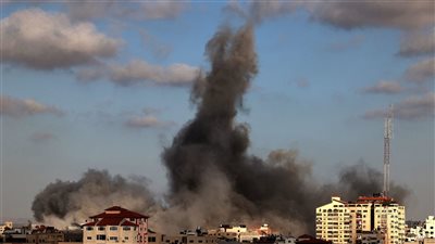 في يومها الثالث.. استمرار التصعيد من قبل جيش الاحتلال الإسرائيلي في غزة