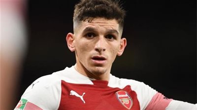 جالاتا سراي يعلن تمكنه من ضم لوكاس توريرا قادمًا من أرسنال