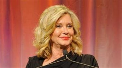 وفاة نجمة البوب أوليفيا نيوتن جون بعد صراع مع المرض