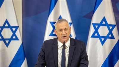 وزير دفاع إسرائيل يحذر من خرق الهدنة في غزة ويهدد قادة الفصائل 