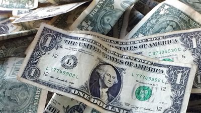  الاقتصاد الأمريكي يمر بمرحلة فارقة.. ومحلل سياسي يوضح الأسباب