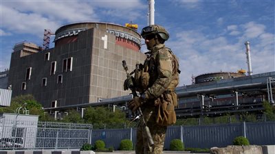 الوكالة الذرية.. الحائر بين روسيا وأوكرانيا حول قصف محطة زابوروجيا النووية